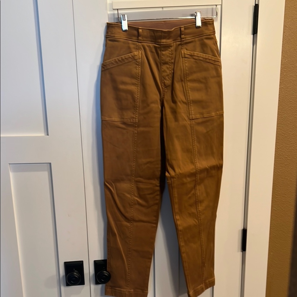 SPANX Tan Ankle Cropped Pants Versatile Design